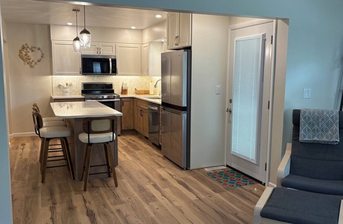 Clear Lake House | Welcoming Updated 3-bedroom House close to downtown Clear Lake and City beach!