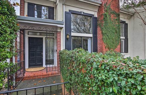 Davis Apartment | Well-appointed Condo Across Street From UC Davis!