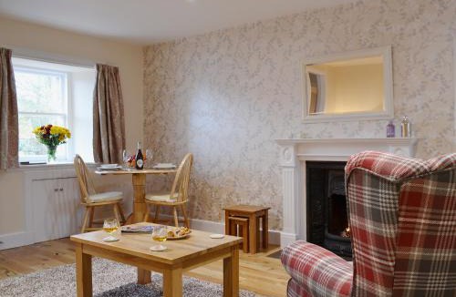 Ceres House | Well Cottage
