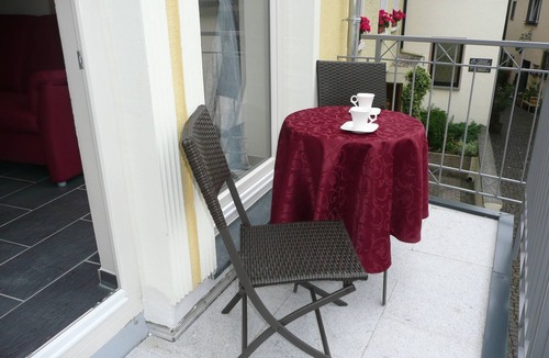 Bernkastel House | Well equipped cottage for two in the historic old town district.
