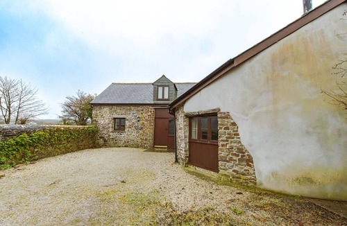 Hartland House | Well equipped four bedroom property with plenty of space in a rural location.