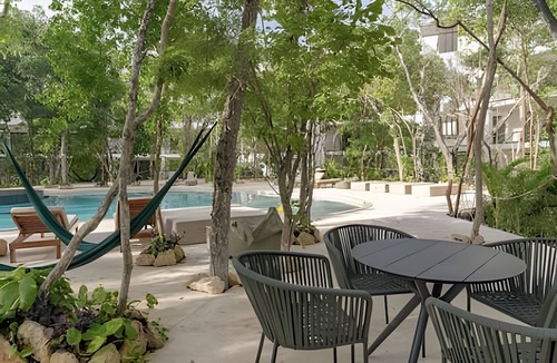 La Veleta Condo | Well-Equipped Lock-Off Studio for Two 204 South