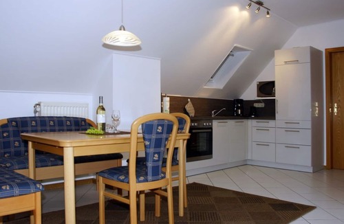 Osann Apartment | Well-kept vacation home in the middle of the vineyards. Apartment 1, short vacation on request