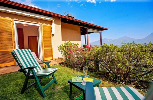 Ghiffa Apartment | Well maintained apartment in a charming residence above Ghiffa