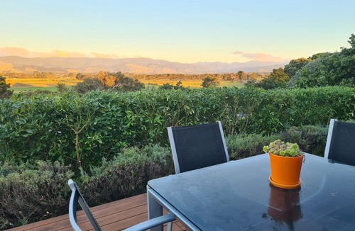 Otaki Beach House | Well presented 2 bedroom property with fabulous views at Otaki Beach