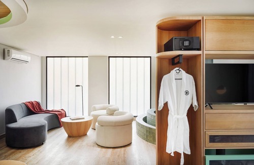 El Poblado Hotel | Wellcomm Spa & Hotel