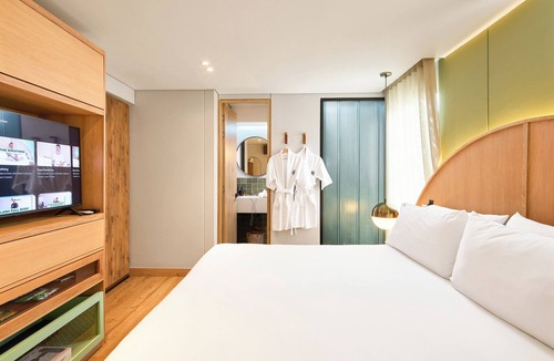 El Poblado Hotel | Wellcomm Spa & Hotel