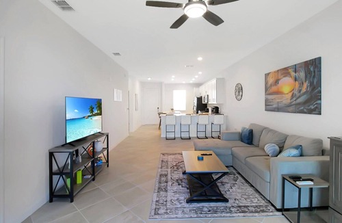 Venice Condo | Wellen Park golf course views - Golf membership included - Golf and Beach Getaway