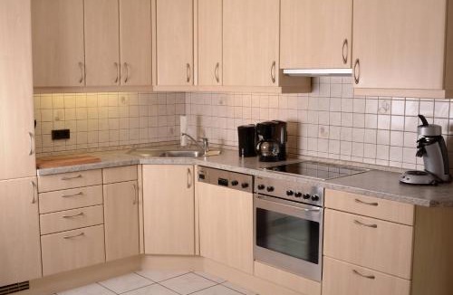 Waldkonigen Apartment | Wellness-Ferienwohnung-EifelErnstbergblick 1