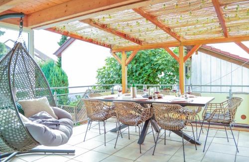 Markdorf Apartment | Wellness & Fun am Bodensee - mit Pool, Kino, Tischkicker und Terrasse
