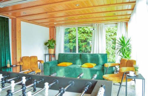 Markdorf Apartment | Wellness & Fun am Bodensee - mit Pool, Kino, Tischkicker und Terrasse