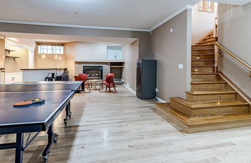 West Edmonton House | WEM: Accessible Ravine Bungalow