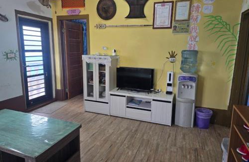 Lanyu House | Wen Zhong Hostel