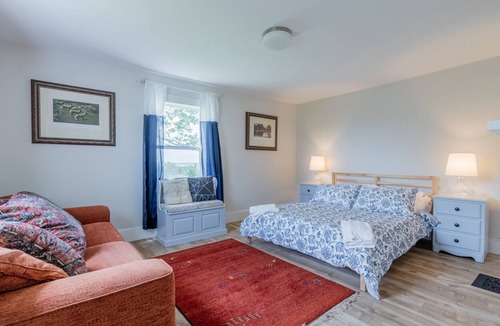 Masstown House | Wentworth Private Cottage with Hot Tub