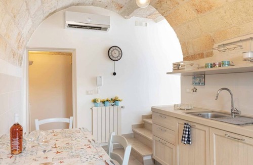 Polignano a Mare House | WePuglia - Catarì, tuff stone