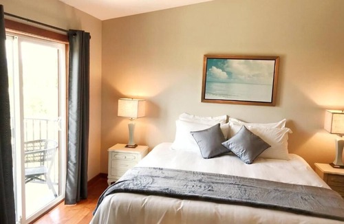 Okanagan-Similkameen House | Wesbert Winery & Guest Suites