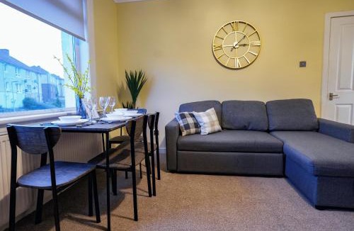 Coatbridge Apartment | West Apartment