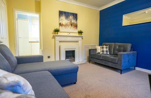 Coatbridge Apartment | West Apartment