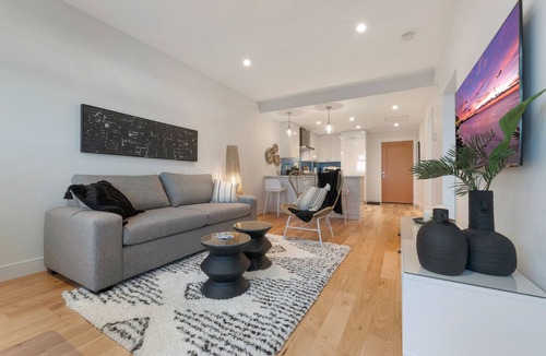Esquimalt Condo | West Bay Bliss