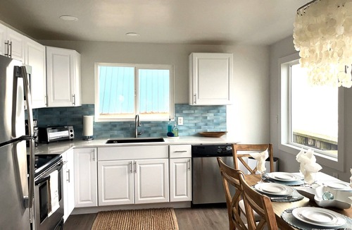 Oak Harbor House | West Beach Bungalow: Whidbey Waterfront Beach House VIEWS + 5 Star Reviews