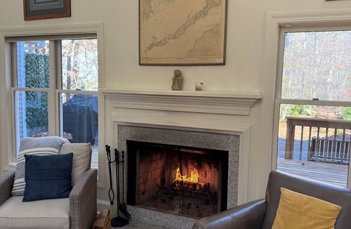 Tisbury House | West Chop Tashmoo Beach Townhouse w/Pool Pickleball & Tennis borders Golf Course