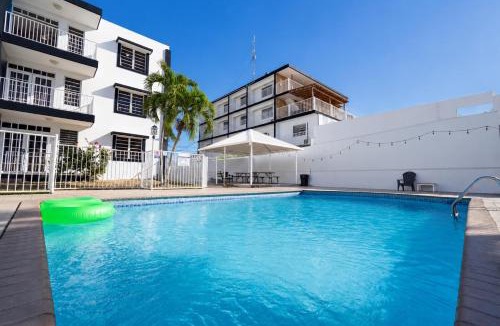 Pedernales Hotel | West Coast Apartments