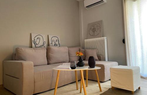 Chaidari Apartment | West Comfort