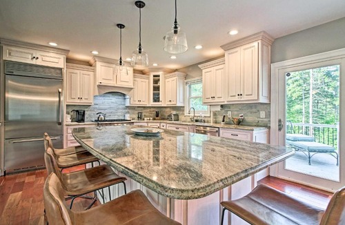 West Dover House | West Dover Home - 3 Miles to Mount Snow Resort!