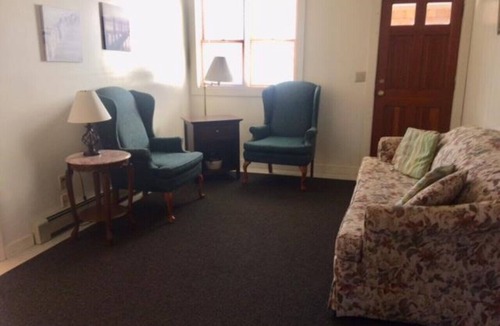 Commercial Street Apartment | West End 129 Commercial Street - Unit #2