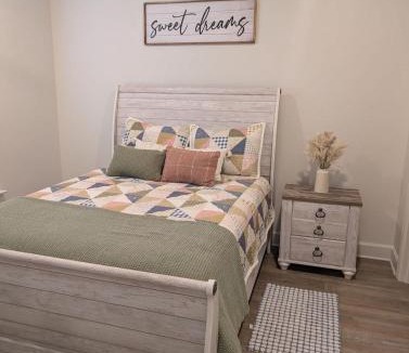 Mobile Apartment | West Mobile Farmhouse Fun