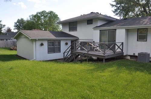 North Central Omaha House | West "O"Gem-Great Location -20 min to almost everywhere, close to i-680