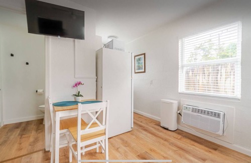 Southwest Apartment | West Palm Beach Escape