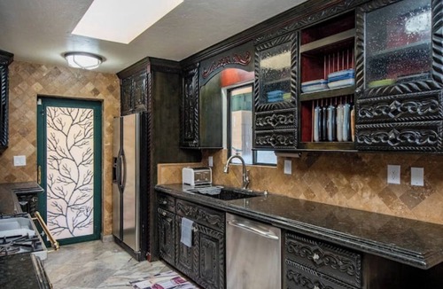 Tucson House | West side, heated pool (with fee), family house!