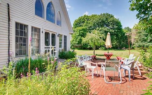 West Tisbury Hotel | West Tisbury Inn