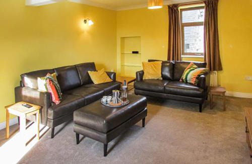 Ingrow House | West View Farm