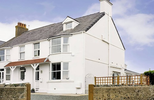 Rhosneigr Cottage | West View