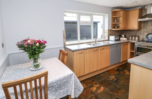 Melmerby Cottage | WEST VIEW, pet friendly, character holiday cottage in Ripon