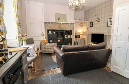 Hexham Cottage | West Wing Cottage