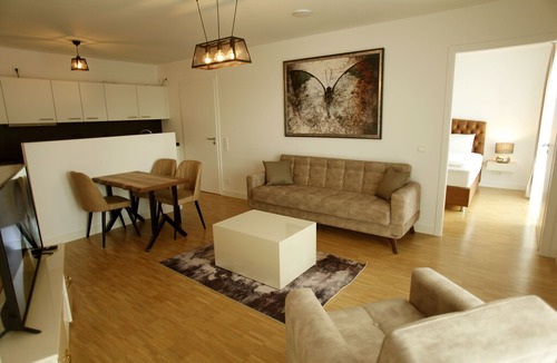 Bahnstadt Apartment | Westarkaden 2.4 | 100m² | Wifi | Netflix | Parking