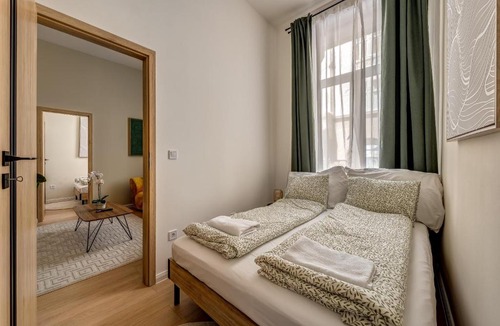 Ujlipotvaros Apartment | WestEnd Suite V12