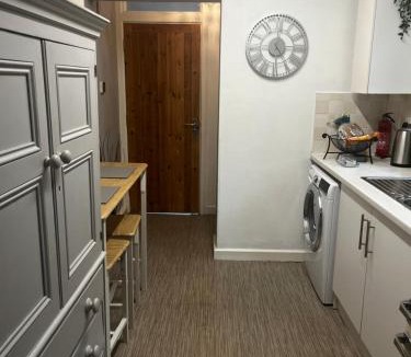 Langport Apartment | Westerleigh Annexe - Self-contained accommodation