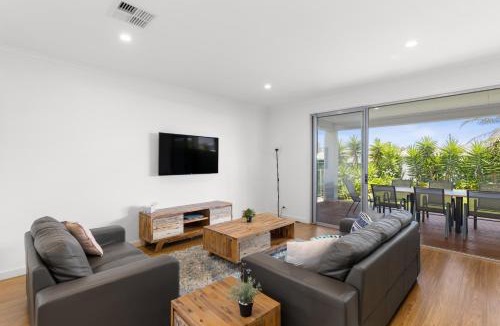 Port Willunga House | Western Breeze