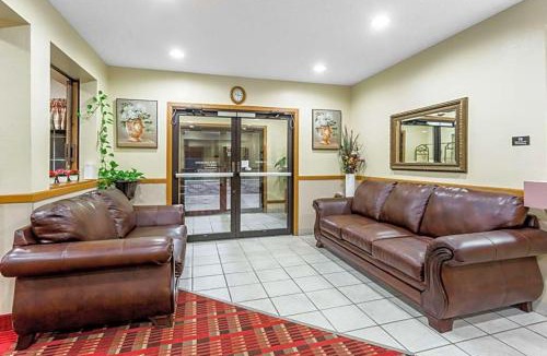 Osage Hotel | Western Inn & Suites