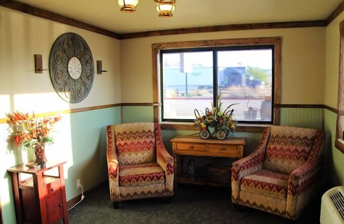 Tremonton Hotel | Western Inn