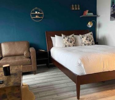 Holland Park Apartment | Westfield view flat