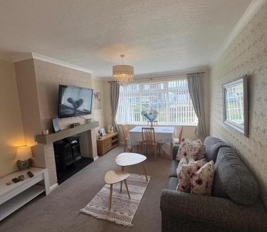 Mirfield House | Westfields Bungalow