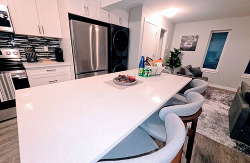 Metro Vancouver Regional District House | Westham Island! A quaint farming locale great for bird watching & lovely walks