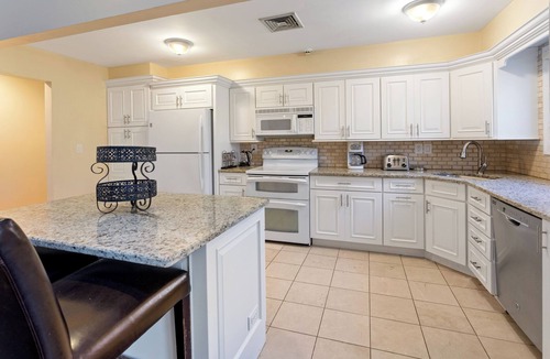 Remsenburg Cottage | Westhampton Cottage