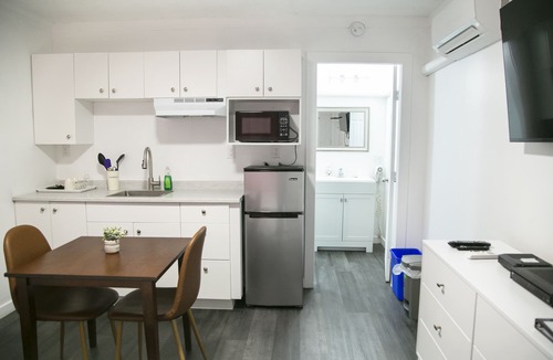Powell River Hotel | Westview Centre Motel Ltd.