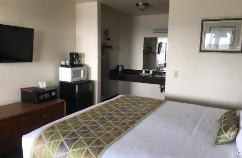 Brookings Hotel | Westward Inn